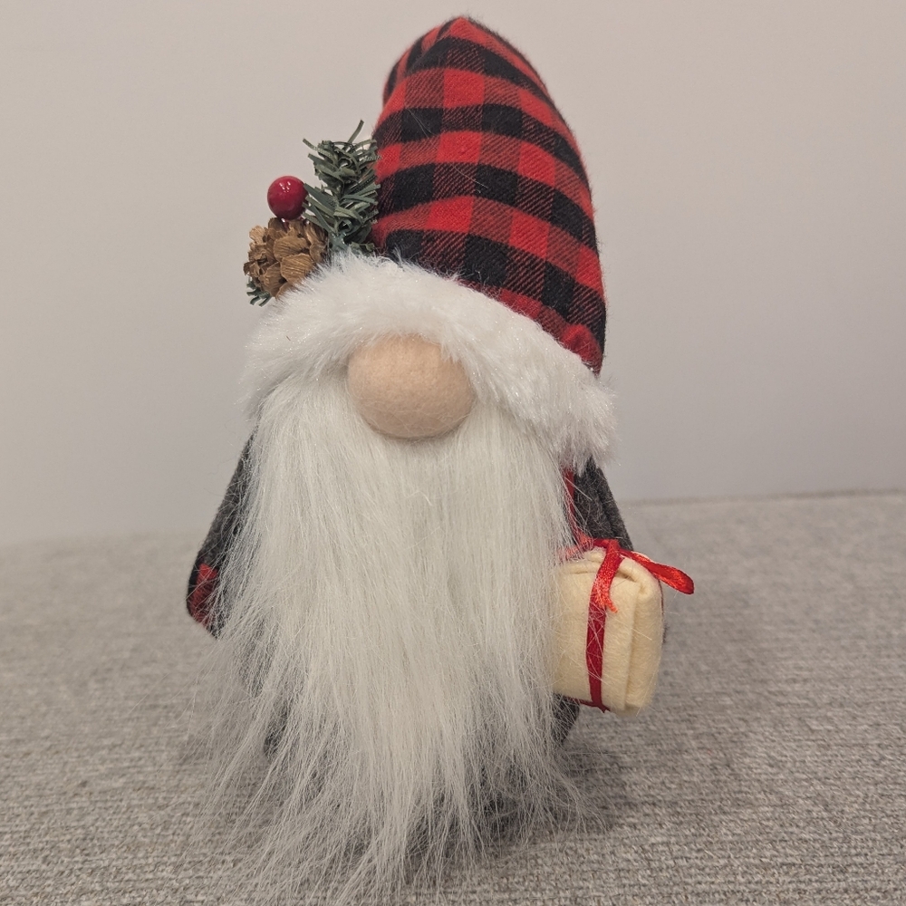 Christmas Scandinavian Gnome, size 8" Home Interior Decor Accent NWOT